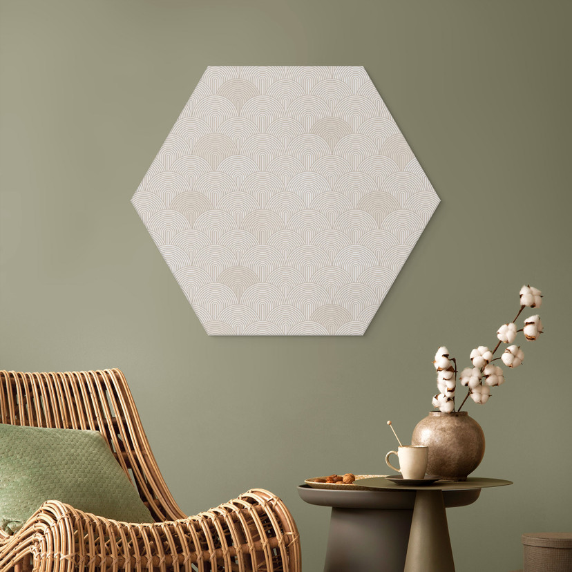 Sekskantet Billede med abstrakte halvcirkler i blød beige - Bloomery Decor - Alu-Dibond