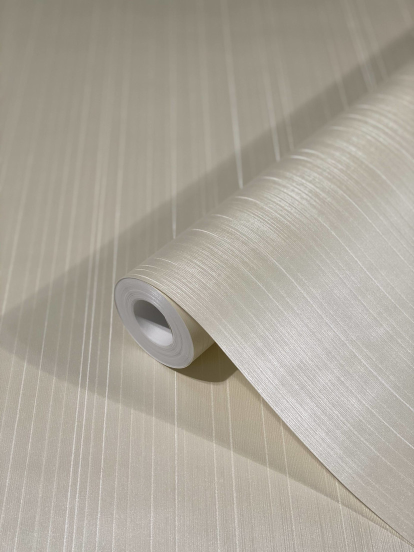 non-woven tapet med skinnende fine striber og linjer beige striber af Harald Glööckler