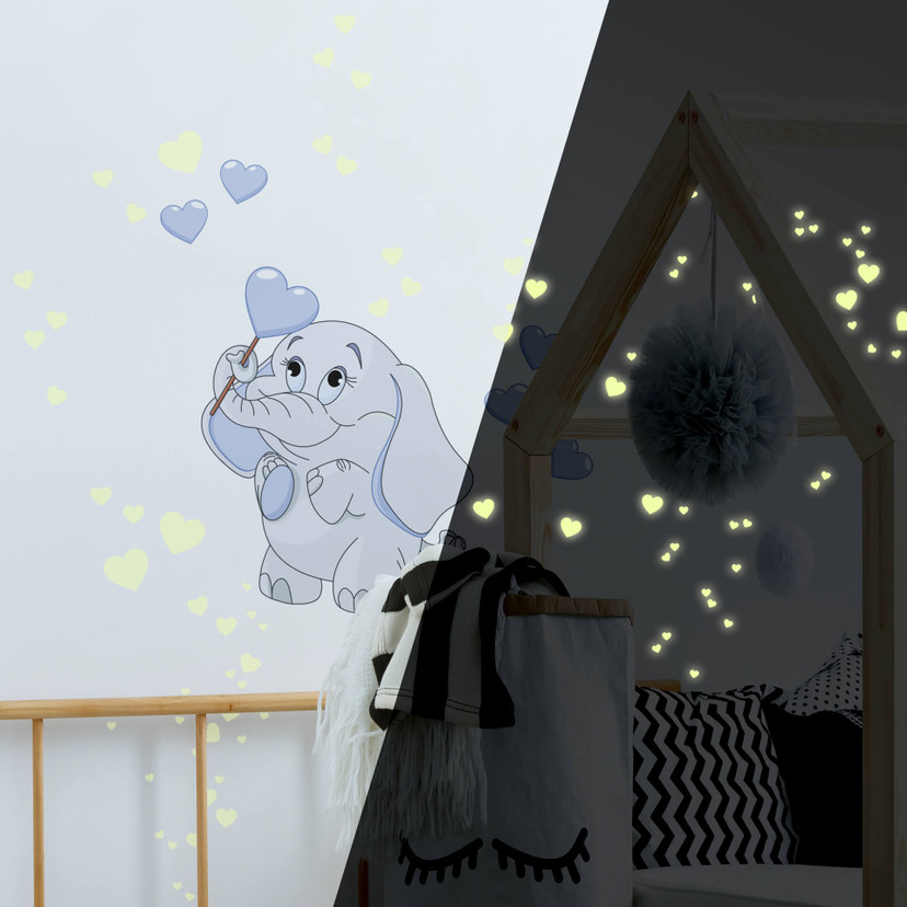 Wallsticker Baby elefant med hjerter (blå) som er selvoplysende i mørke - vægprint