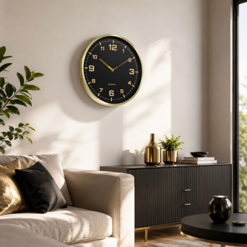 Horloge murale aluminium noir et or, horloge à quartz ronde avec grands chiffres 30x30x4 cm