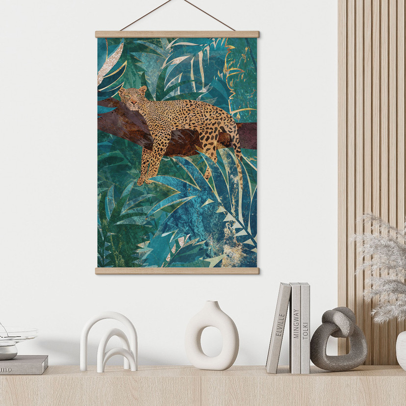 Tekstil plakat leopard i smaragdgrøn jungle - Manovski