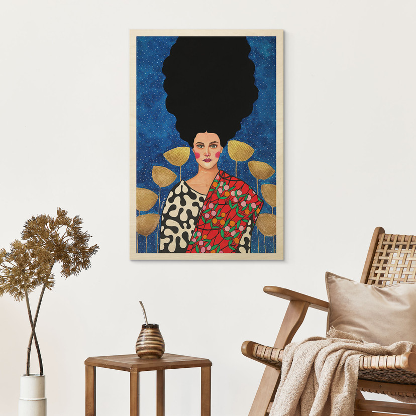 Houten Wanddecoratie vrouw in een veld met gouden bladeren - Hülya