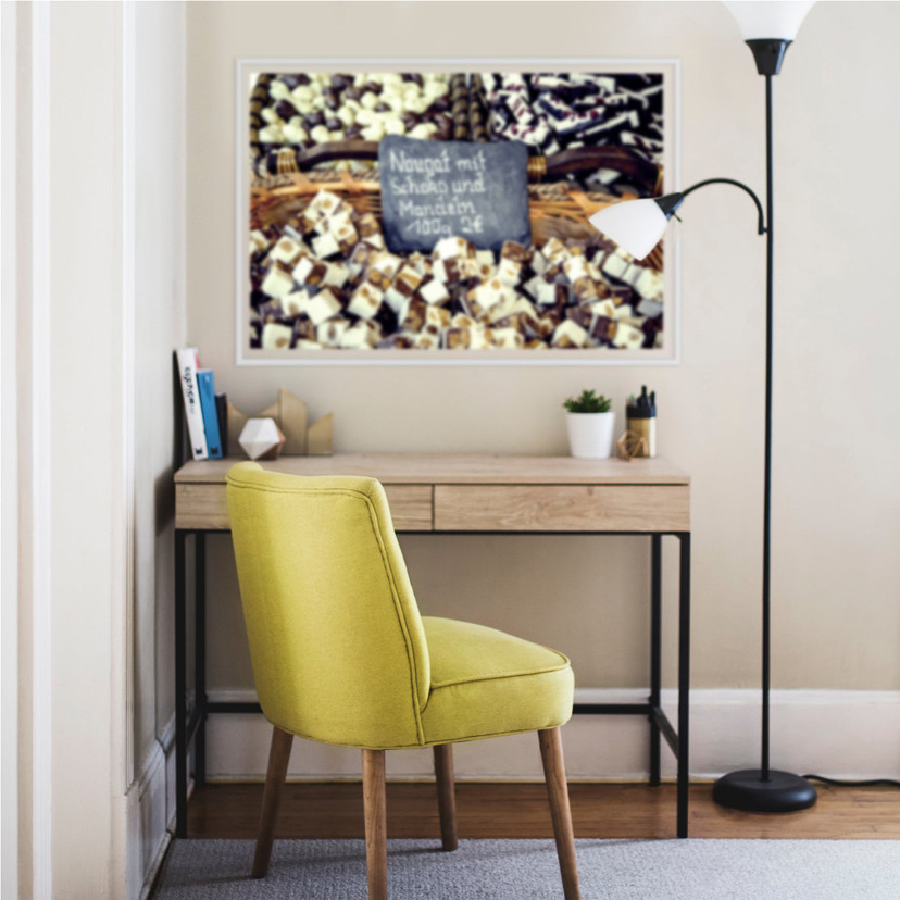 Wallprint Nougat mit Schokolade und Mandeln